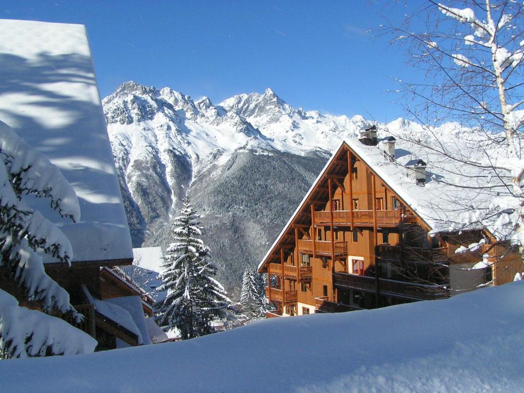 Chalet Des Neiges Oz En Oisans Oz Rom bilde